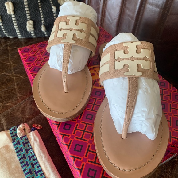 ❌SOLD Brand New Tory Burch Leigh Sandals - Picture 3 of 7